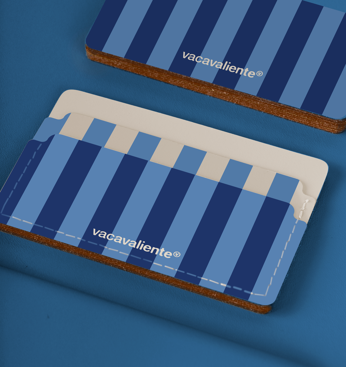 Stripes card holder