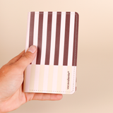 Portapasaporte Stripes