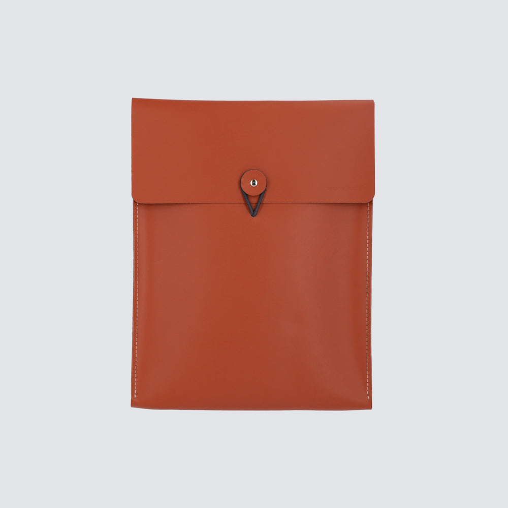 Vertical Case 13"