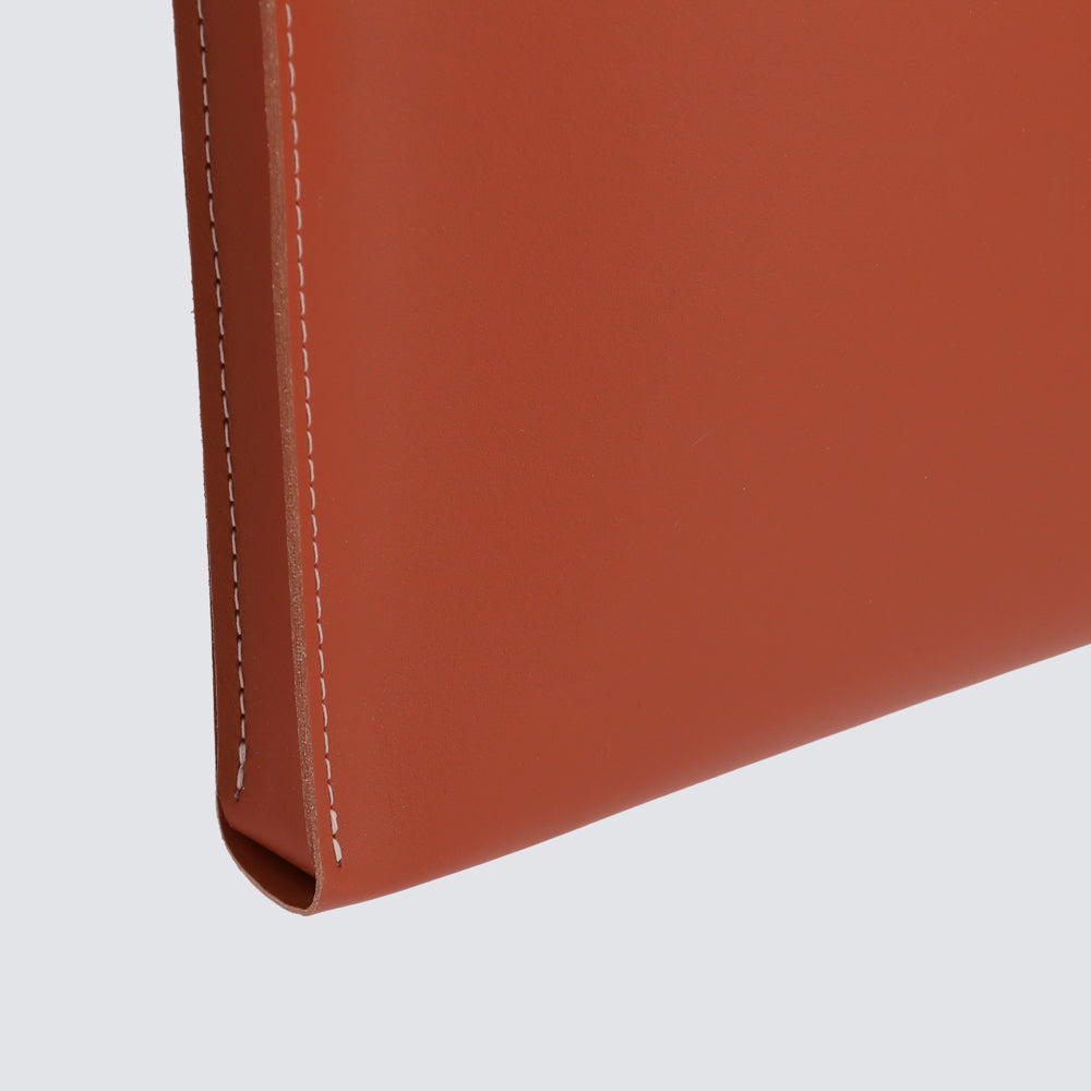 Vertical Case 13"