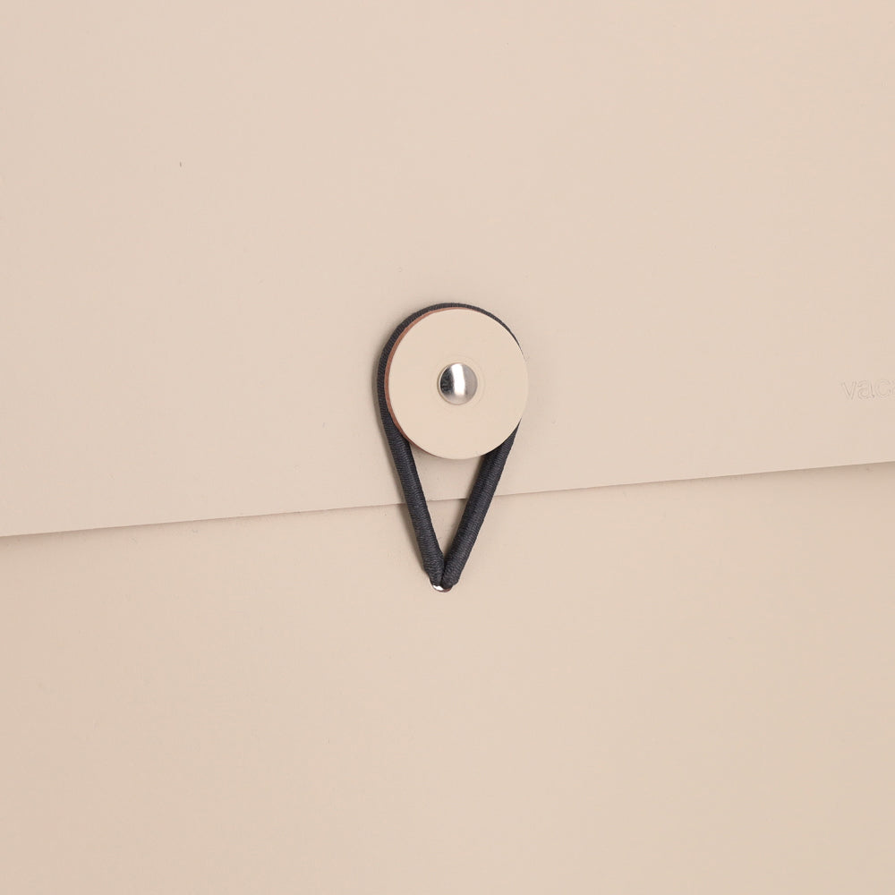 Vertical Case 13"