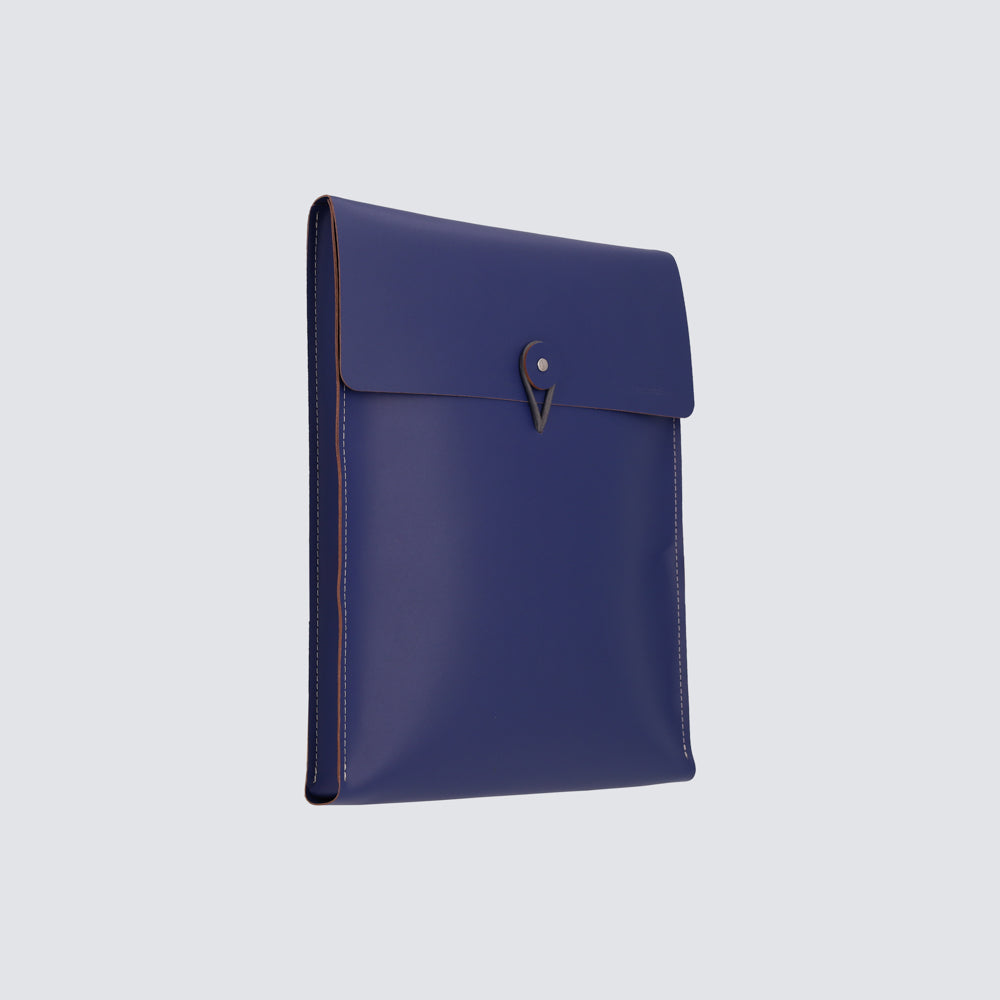 Vertical Case 13"