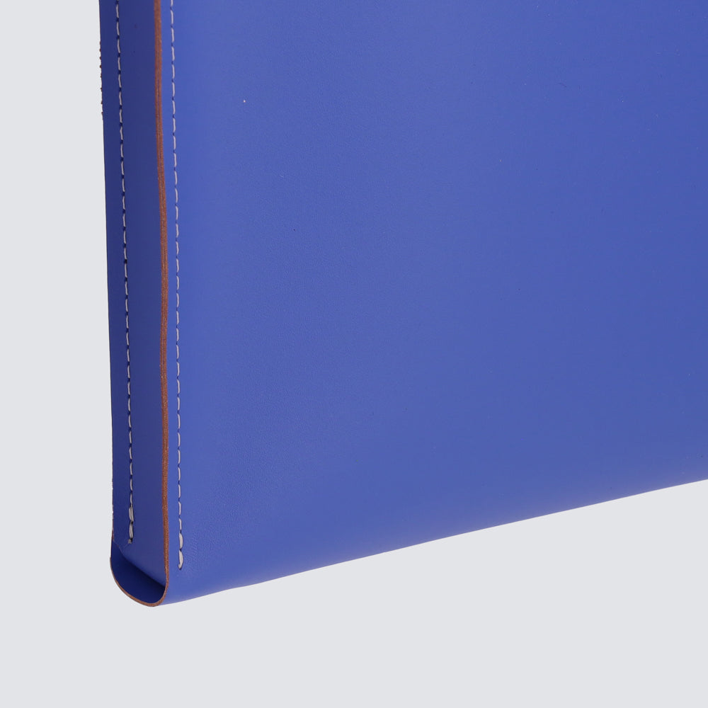 Vertical Case 13"