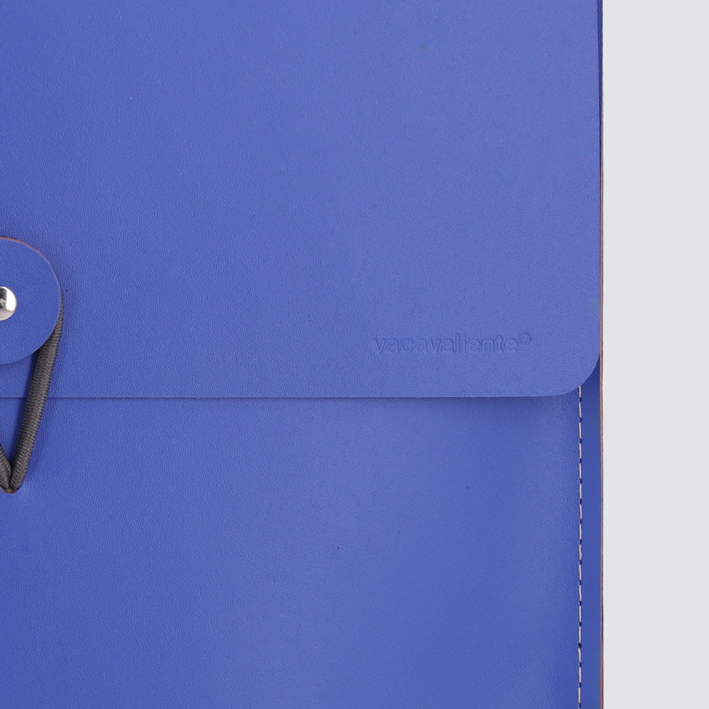 Vertical Case 13"