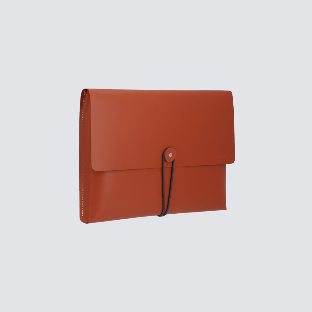 Horizontal Case 13"