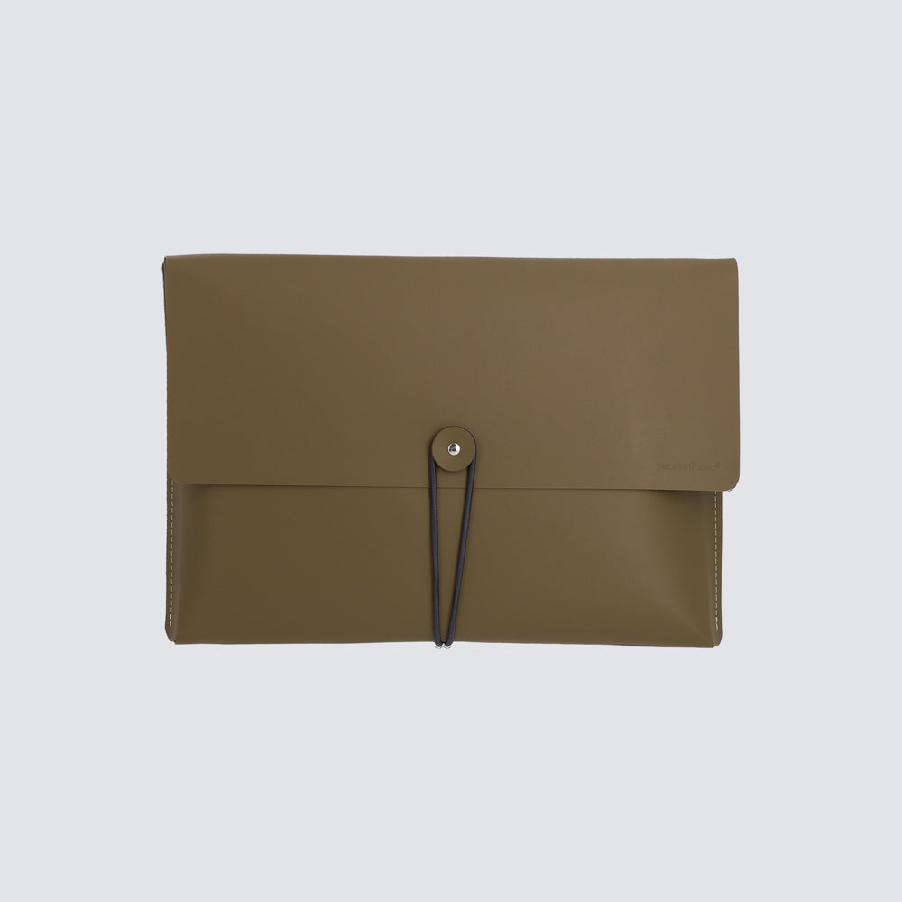 Horizontal Case 13"