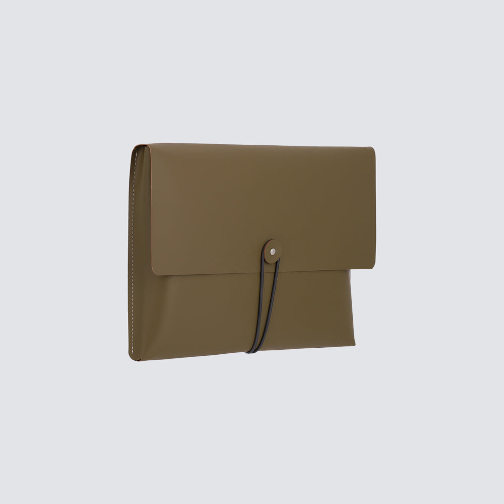 Horizontal Case 13"
