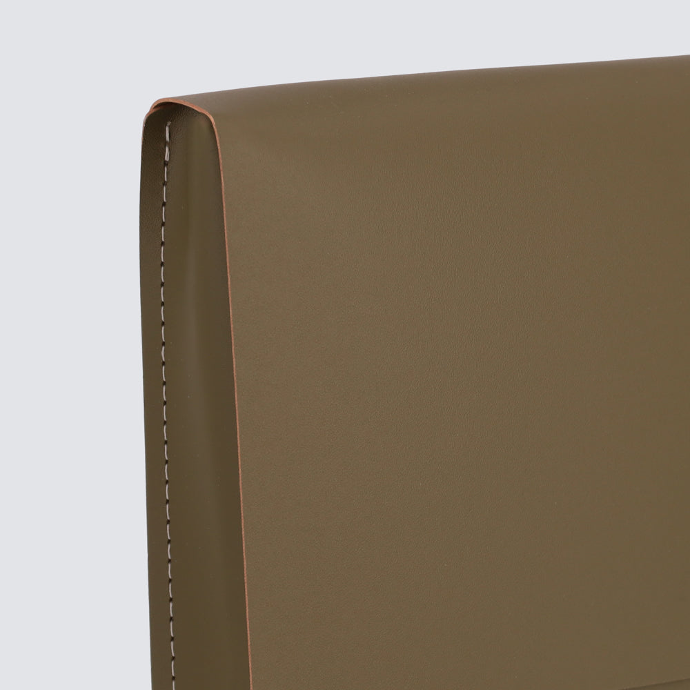 Horizontal Case 13"
