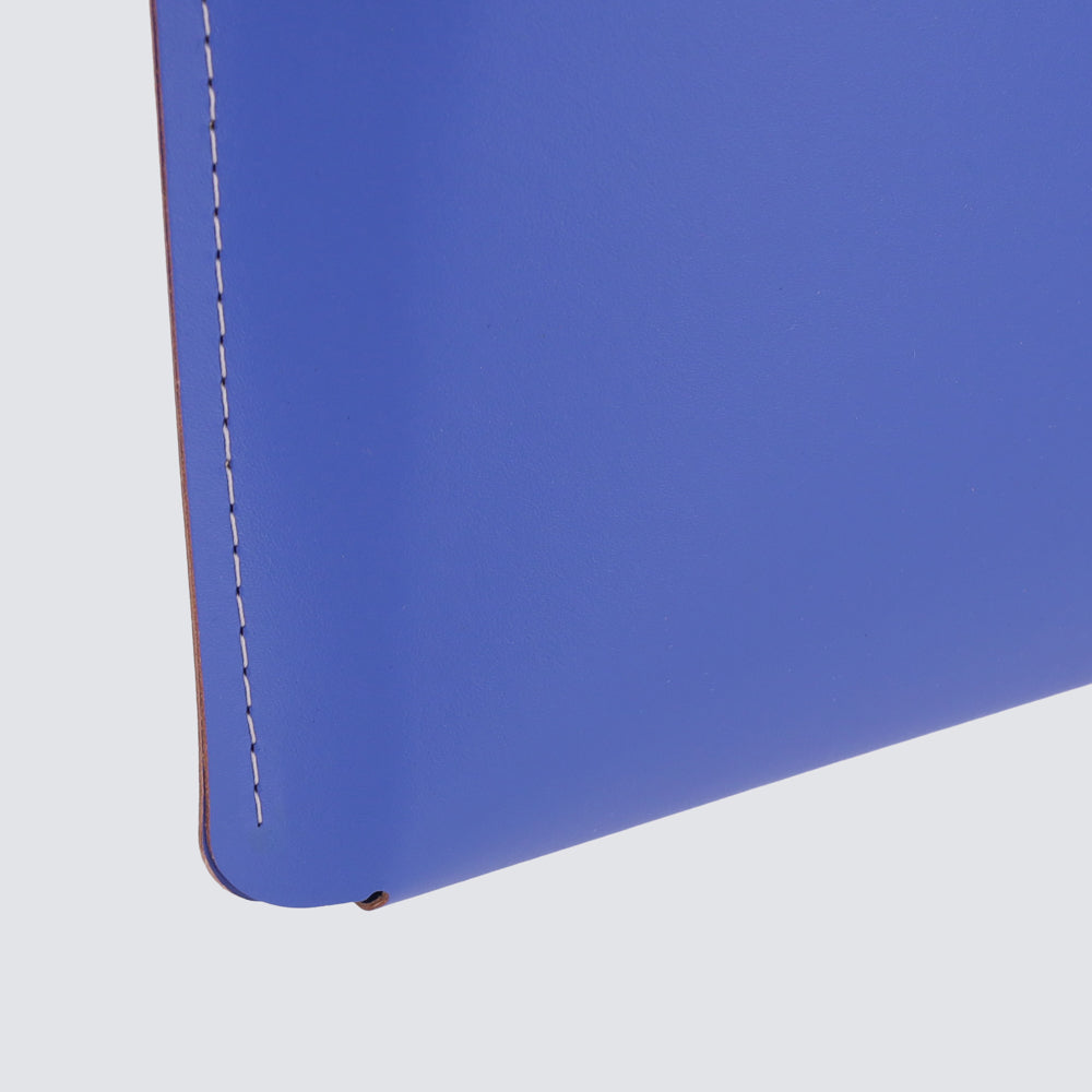 Horizontal Case 13"