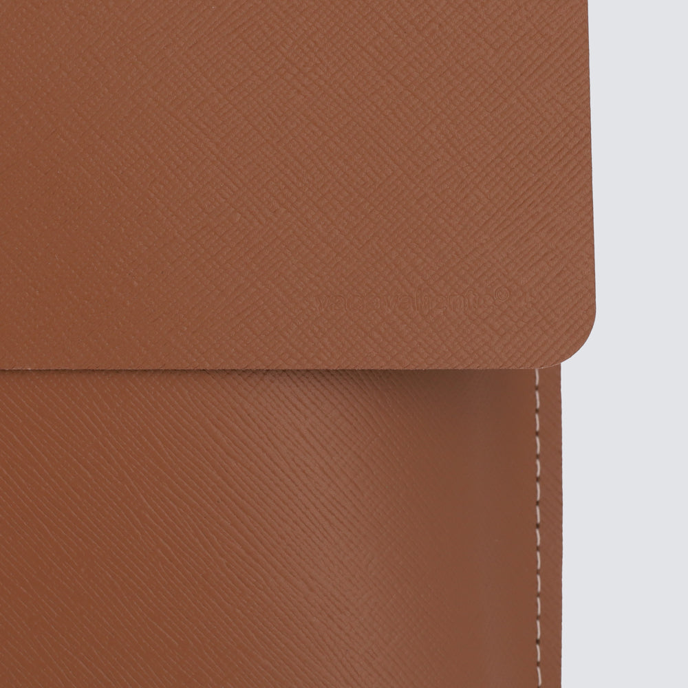 Horizontal Case 13" Saigon/Saffiano