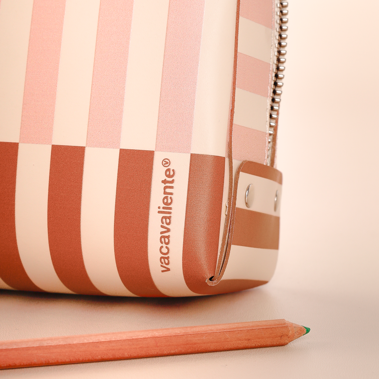 Neceser Tall Stripes