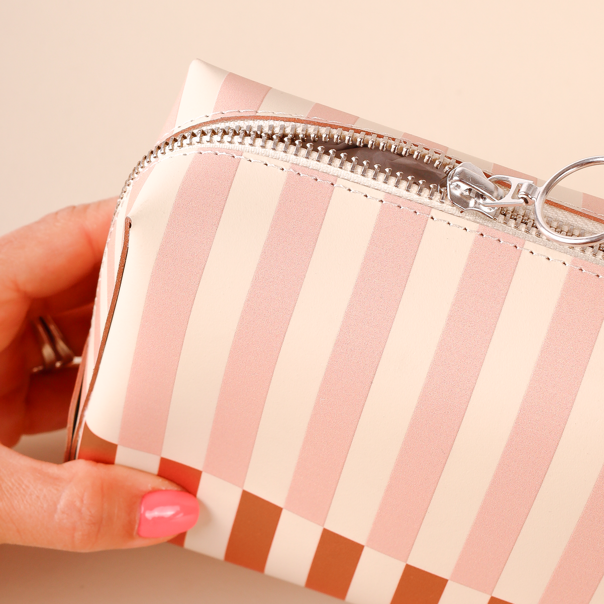 Neceser Tall Stripes