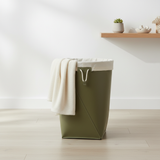 Laundry basket with inner fabric