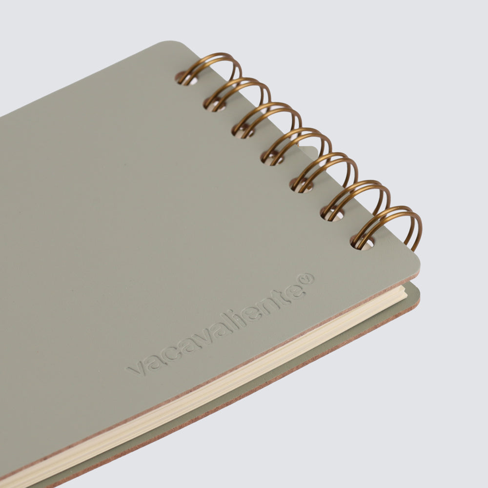 Studio Plain A6 Notepad
