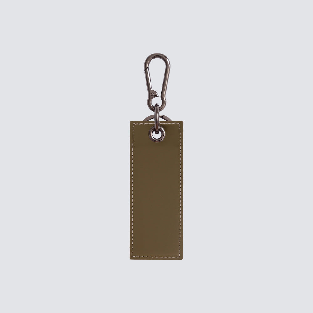 Two-tone rectangular keychain