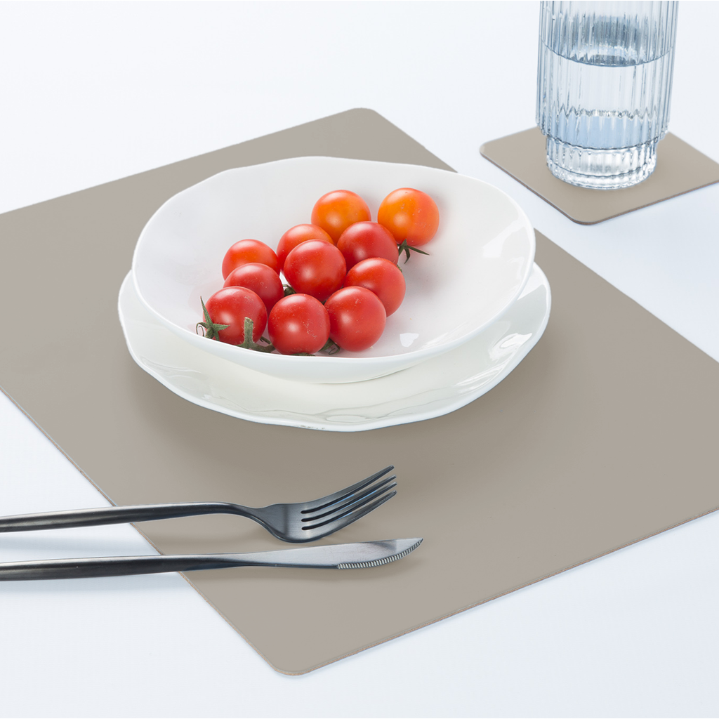 81a232fe5203a8cecf4c3c8190604e56