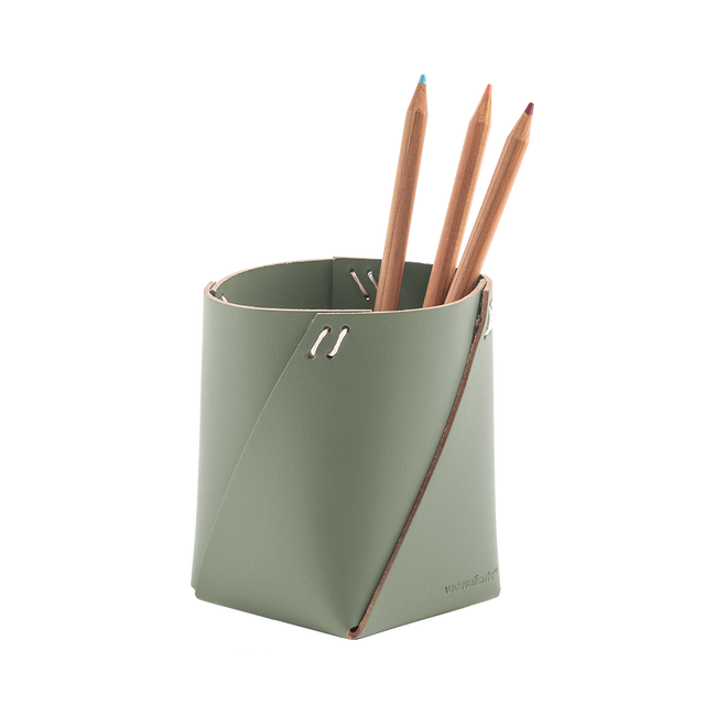 05224843a9e0154282136f27c24925b2